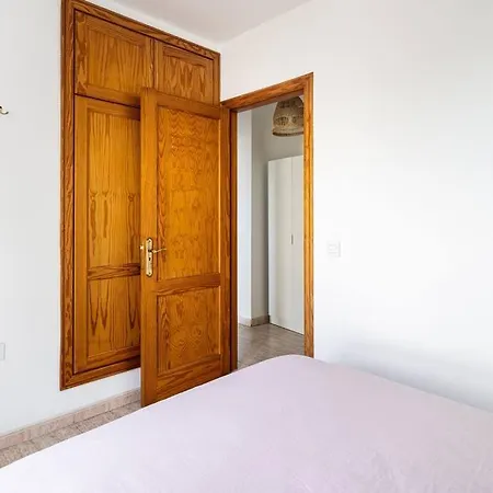 3 Bedrooms Seaview In Historical Center