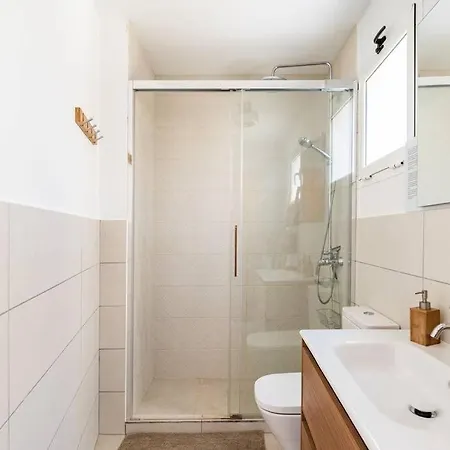 3 Bedrooms Seaview In Historical Center Appartement