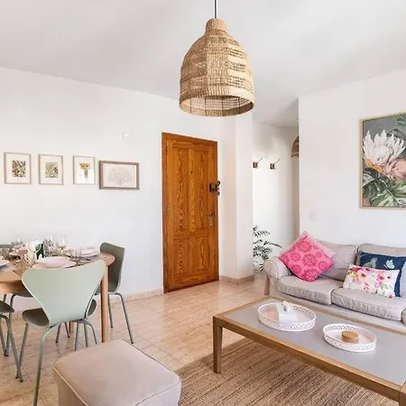 3 Bedrooms Seaview In Historical Center Appartement