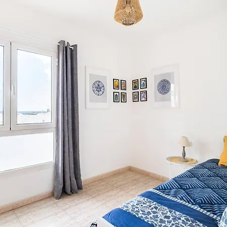 Appartement 3 Bedrooms Seaview In Historical Center *