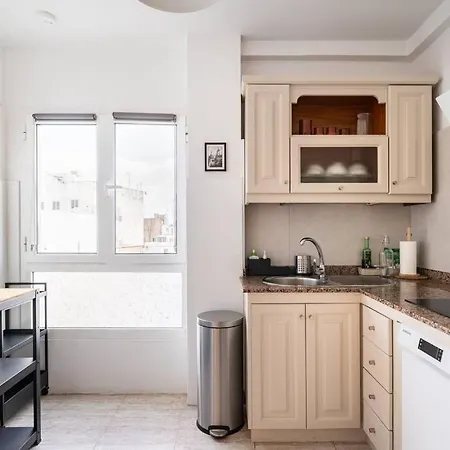 3 Bedrooms Seaview In Historical Center Appartement *